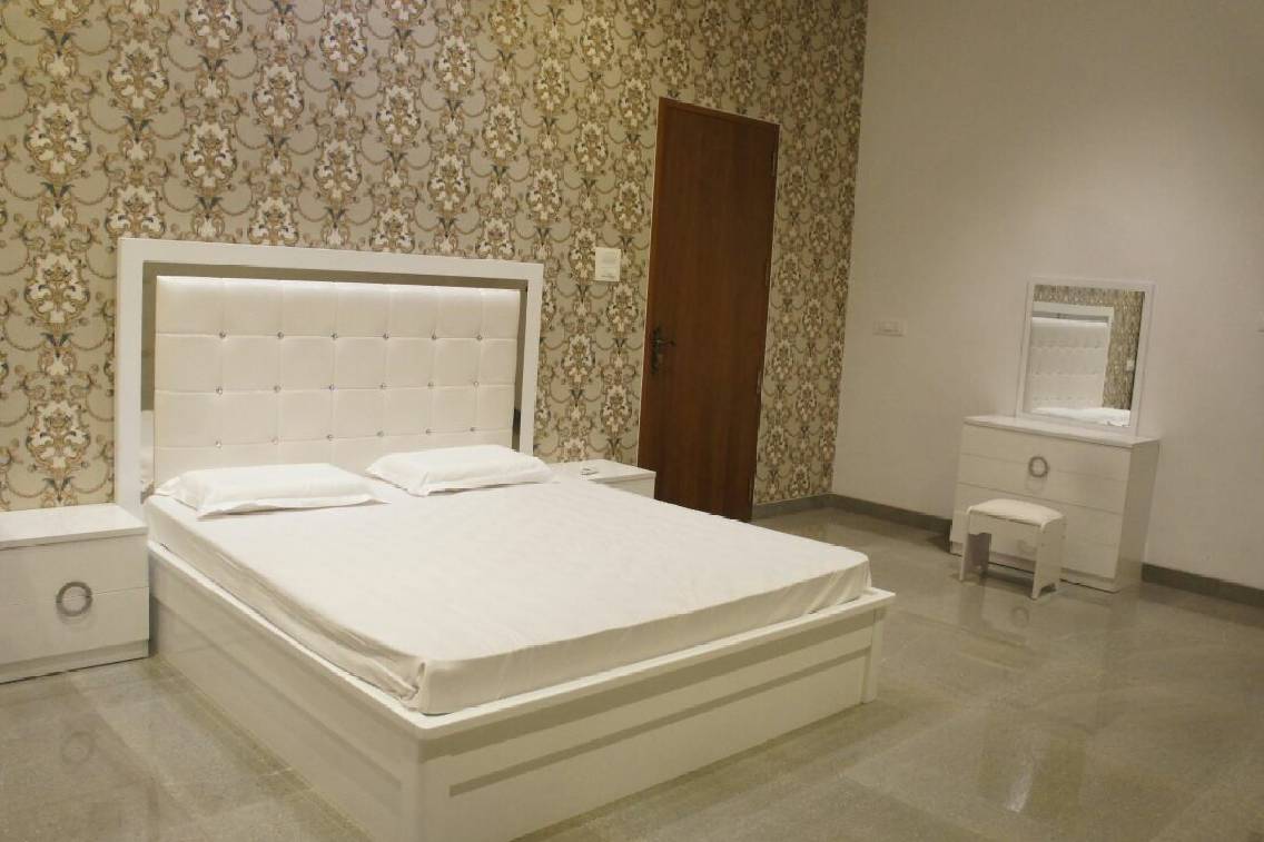 room 1